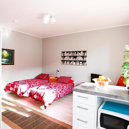 Cozy Studio Next To Bus Station Turku Exterior foto
